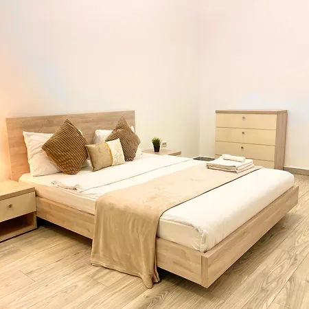 Adress Ad8 Apartamento *